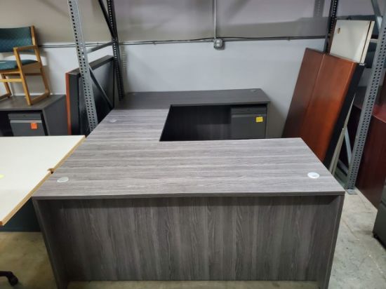 Picture of U Shaped Desk 66x96x66