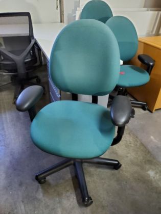 Picture of Steelcase Criterion Task Chair Green