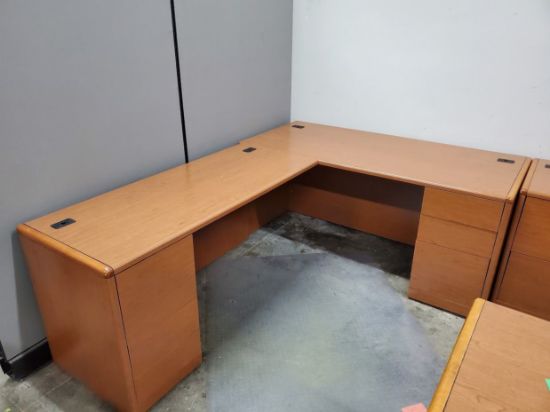 Picture of Hon 10700 Series L Desk 66x89