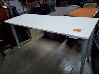 Picture of Uplift Electric Sit/Stand Desk 30x80