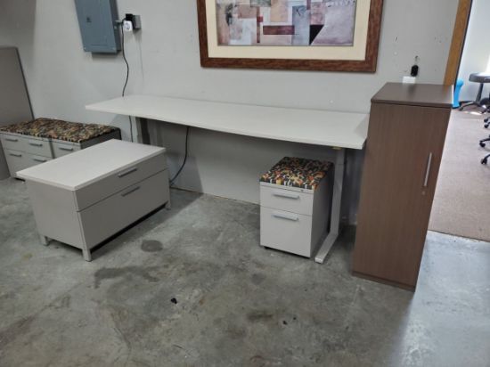 Picture of Herman Miller Renew Sit/Stand Electric Desk 88x48 w/drawer units and locker