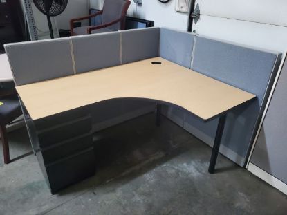 Picture of Steelcase 9000 Enhanced 42" high panels Cubicle Workstation 5x4