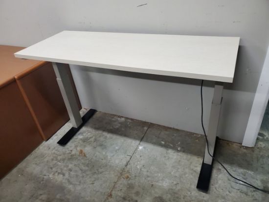 Picture of Herman Miller Renew Sit/Stand Electric Desk 24x60