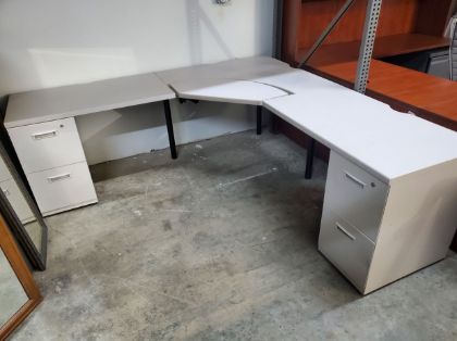 Picture of Steelcase corner desk 7x7 24"deep