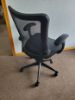 Picture of Black Mesh Back Desk Chair 