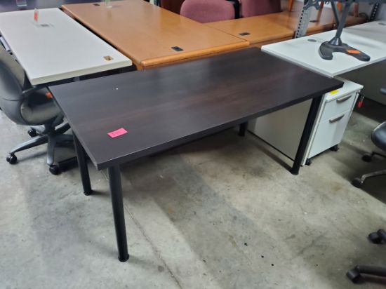 Picture of 30x60 Table