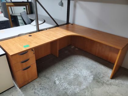 Picture of Honey 66x84 L Desk