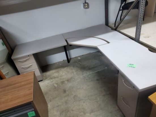 Picture of Steelcase corner desk 7x7 24"deep