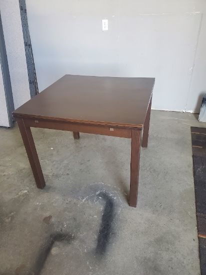 Picture of Lunch Room Table 
