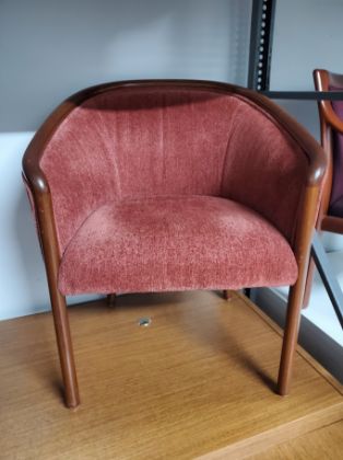 Picture of Guest Chair