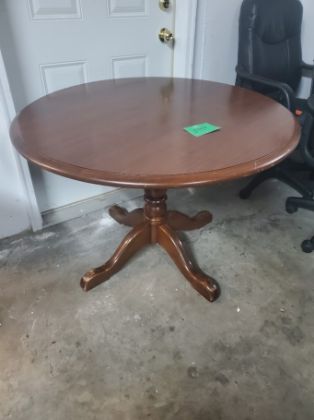 Picture of 42" round table