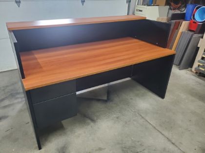 Picture of Reception Desk 36x72