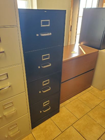 Picture of 4dr. legal size  18w x 25d x 52h Black non Locking 