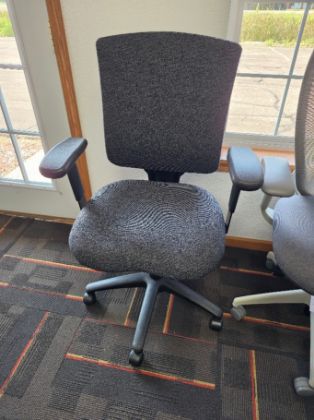 Picture of Multi-Function Task Chair – Display Model, Never Used